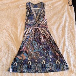 💙 Multi color Dress with rhinestone detail! SIZE SMALL